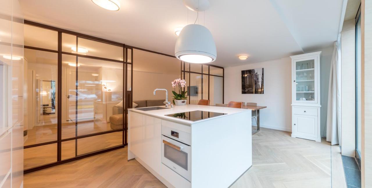 Luxurious Studio Only 15 Minutes From Center