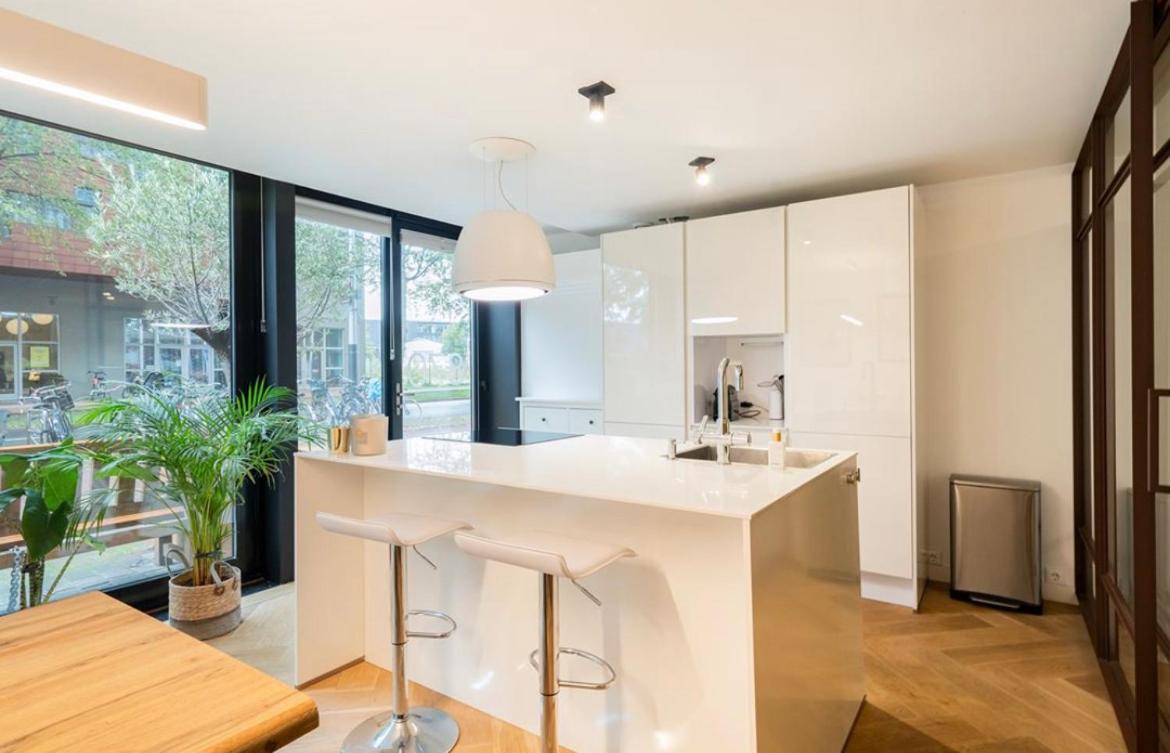 Luxurious Studio Only 15 Minutes From Center * Amsterdam