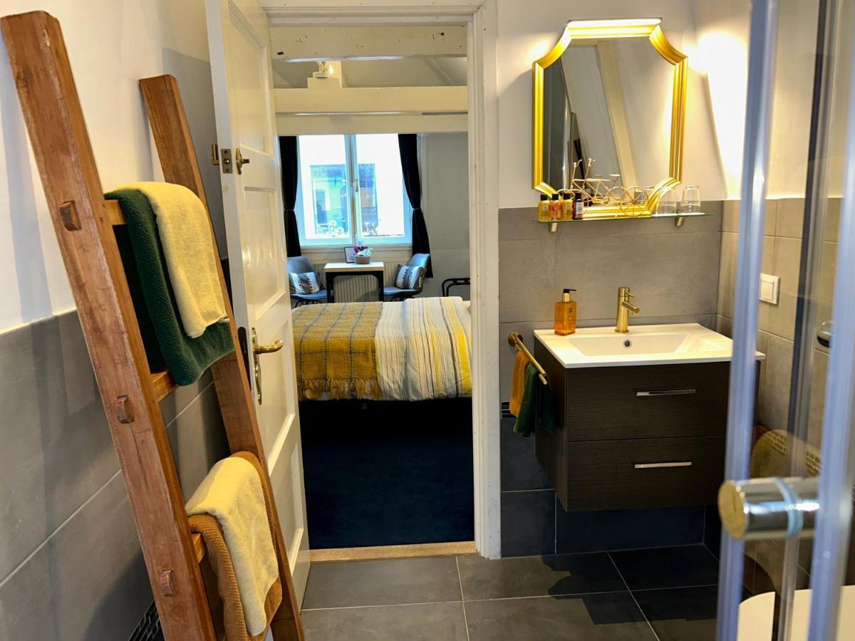 4 Guestrooms
