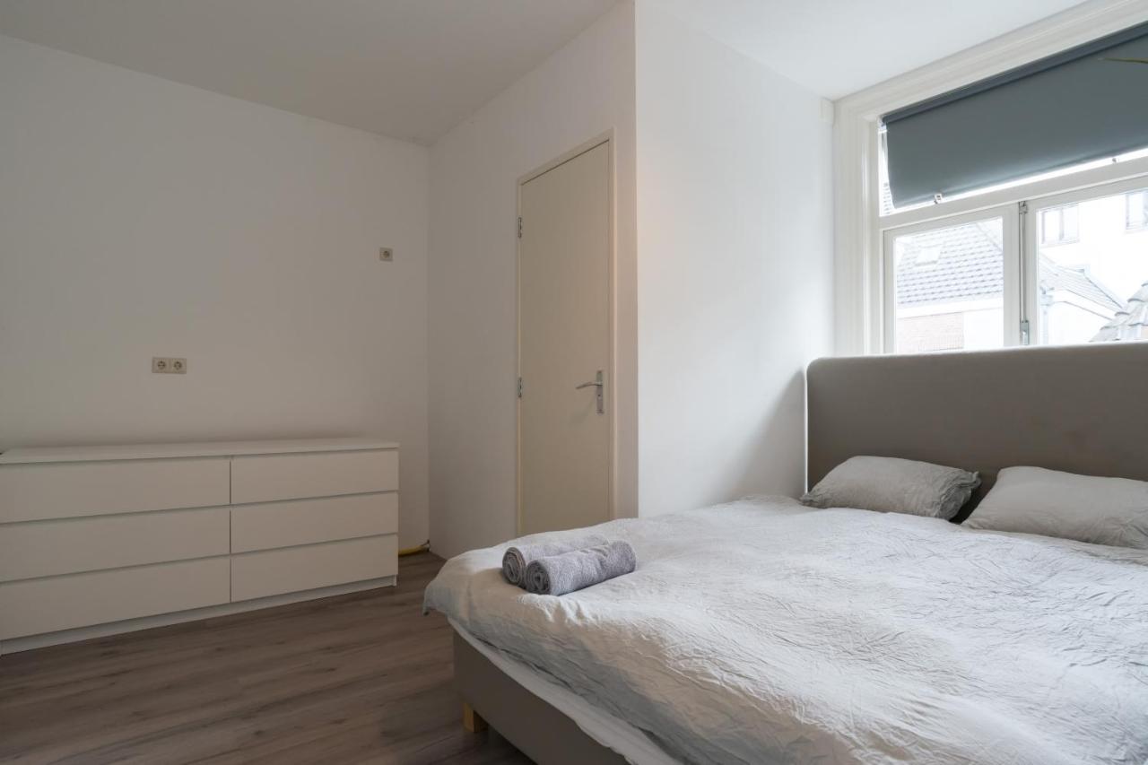 Beautiful House Next To Dam Square! Homestay Amsterdam