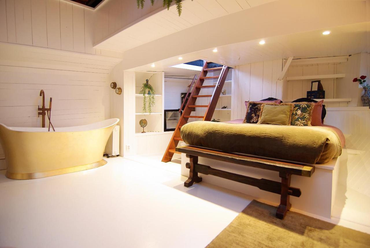 Najade Eco Houseboat * Amsterdam