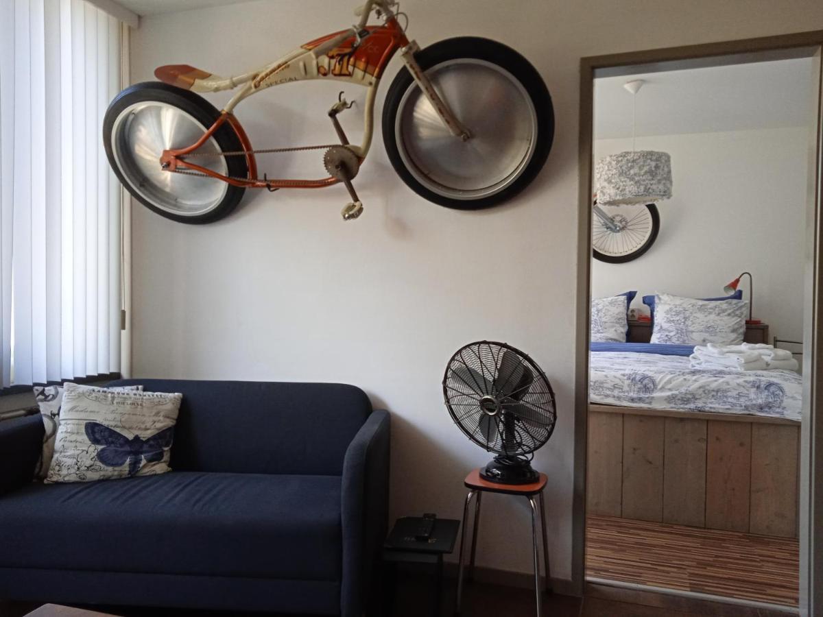 West Bed & Breakfast 2*