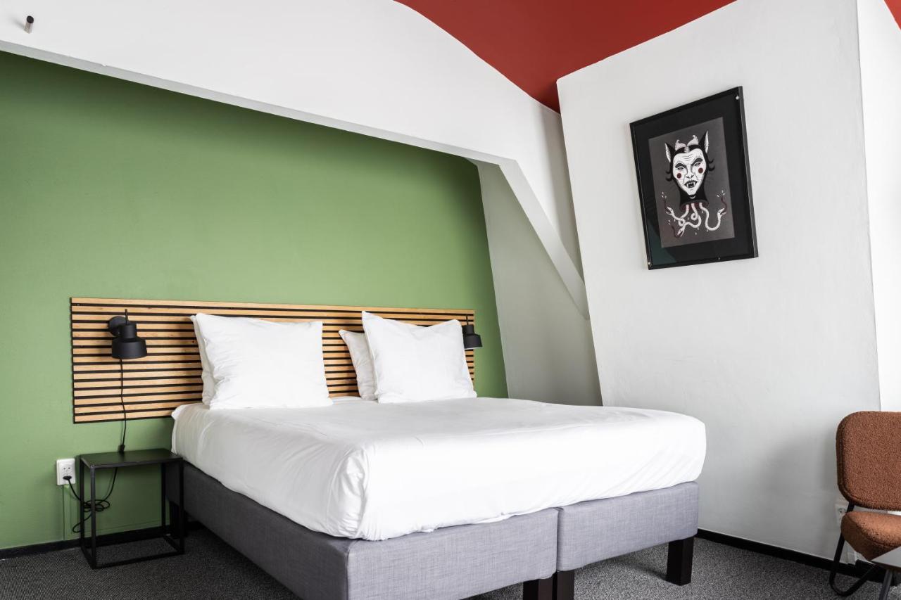 Freeland Hotel