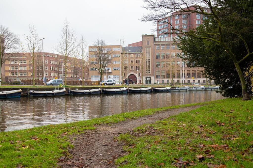 Private 60m2 - Centre Location Apartment *