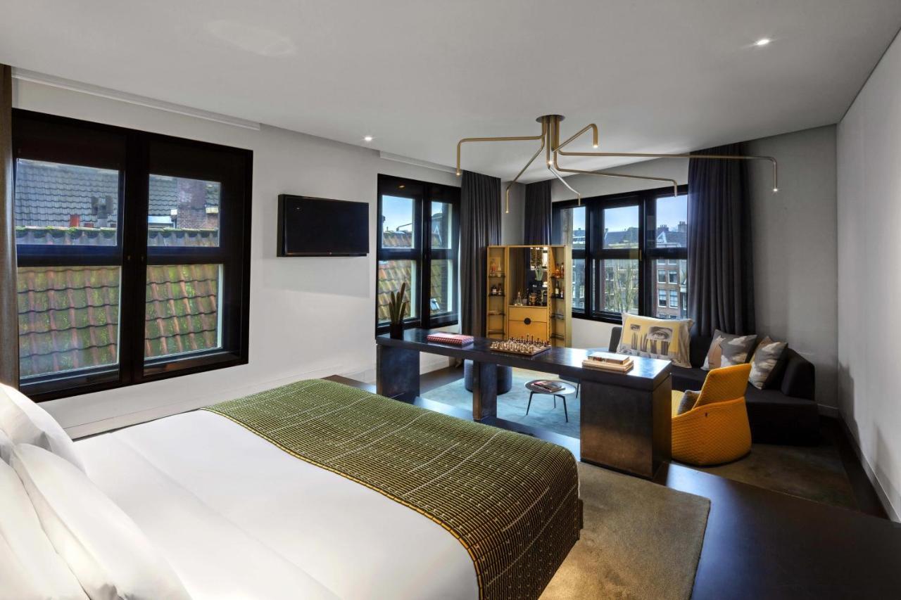Hotel W