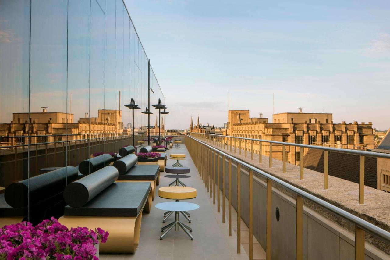 W Hotel 5*