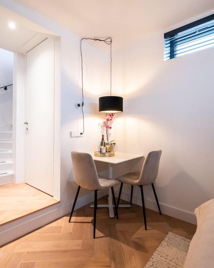 Apartment Beautiful Amstel Houseboat
