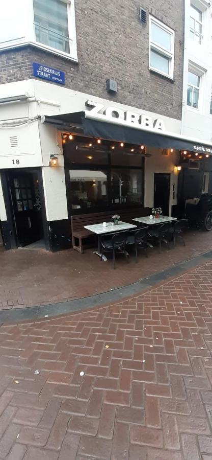 Bed & Breakfast Charlotte, Not For Parties, Not A Hotel, With Shared Bathroom, No Kitchen *