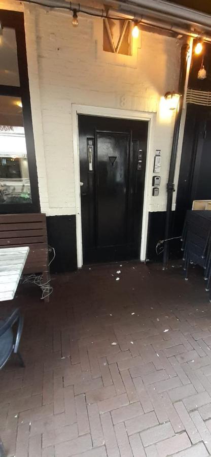 Charlotte, Not For Parties, Not A Hotel, With Shared Bathroom, No Kitchen *
