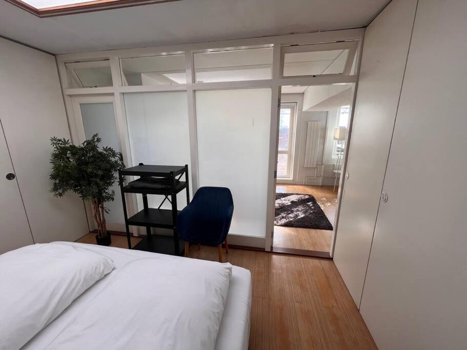Awesome Rooftop Penthouse With Large Terrace * Amsterdam