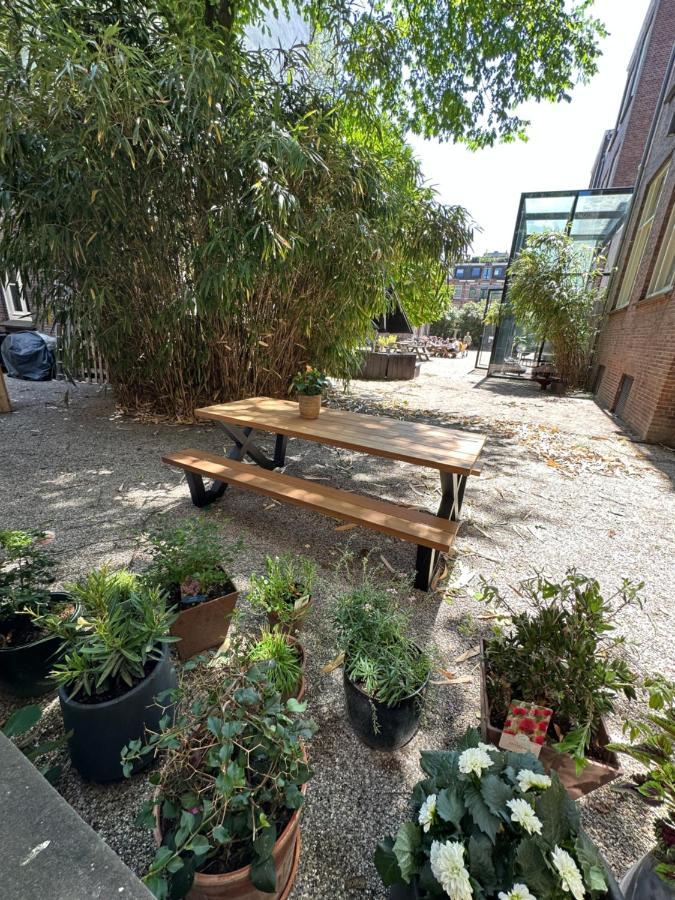 Canal House With Garden *
