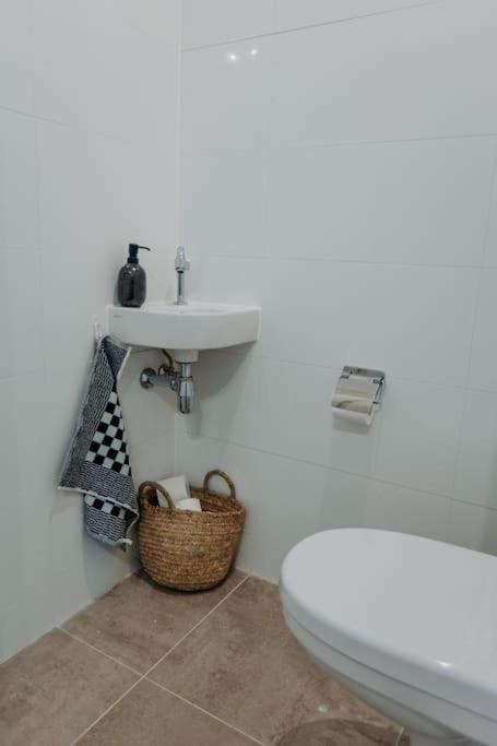 Brand New Bright & Luxurious In Amsterdam!