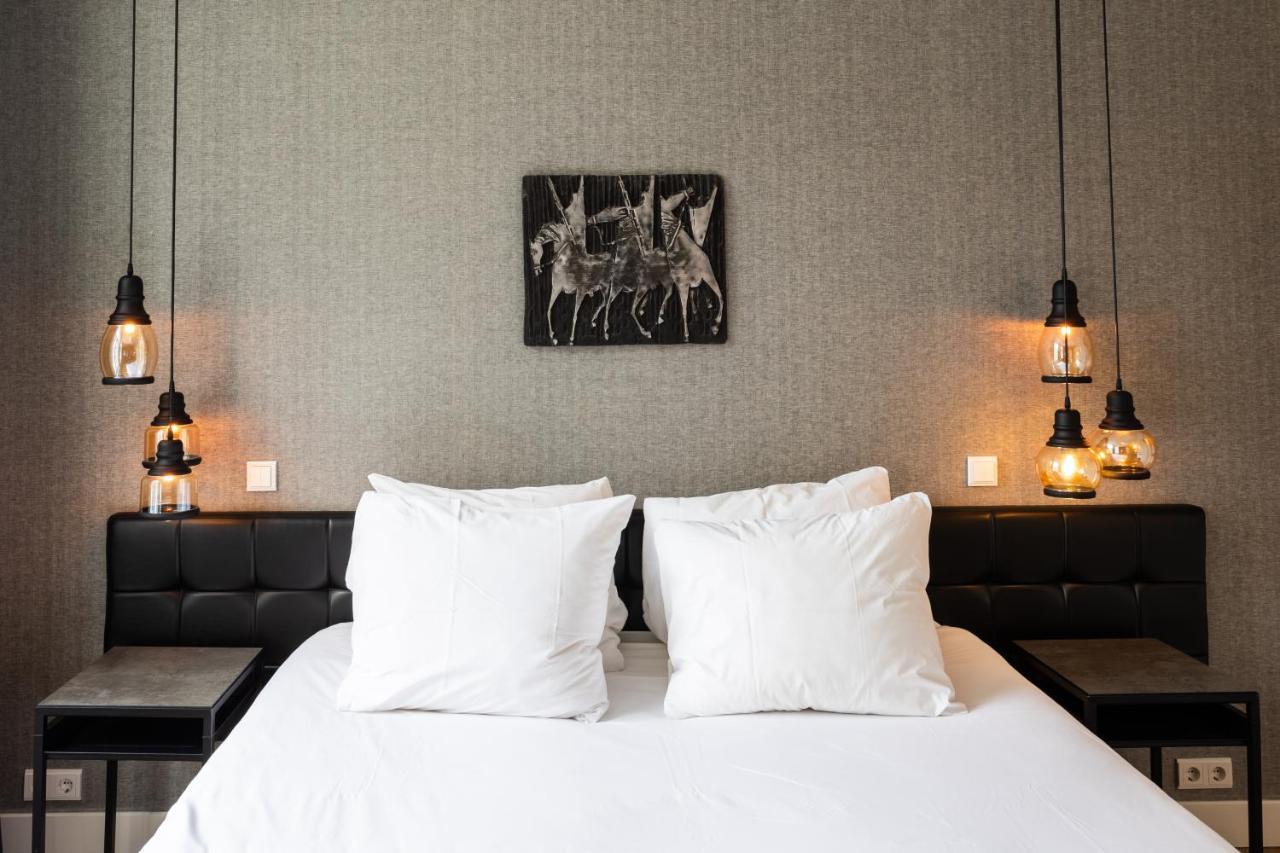 Weber Studio's Hotel 2*