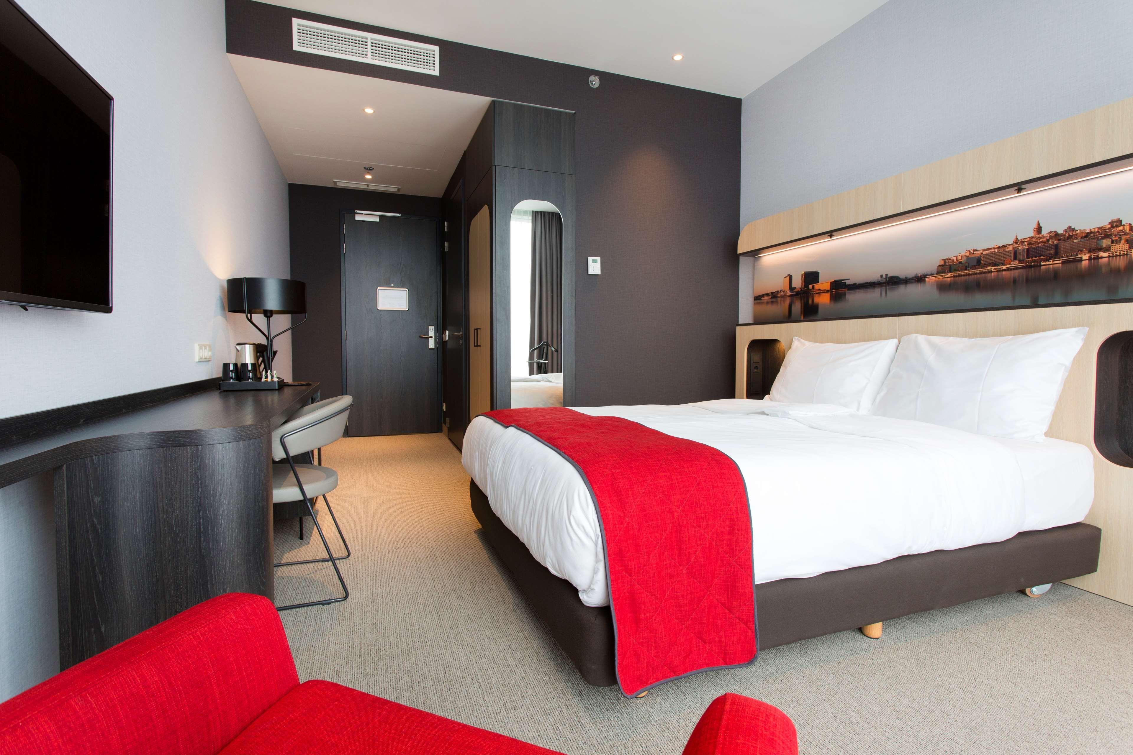 Corendon New-west, A Tribute Portfolio Hotel 4*