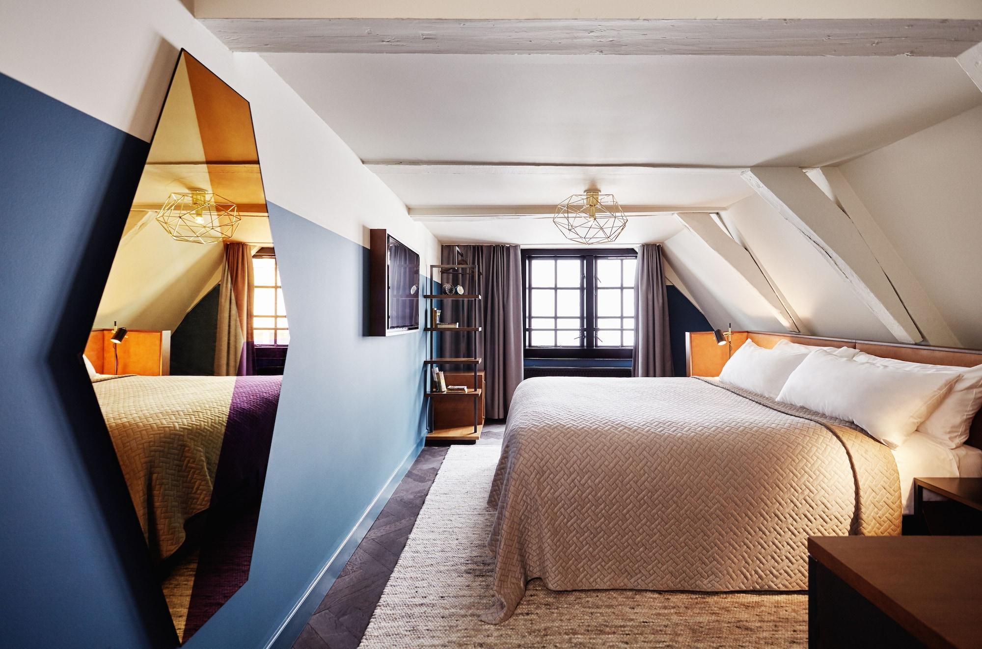 The Hoxton, Hotel 4*
