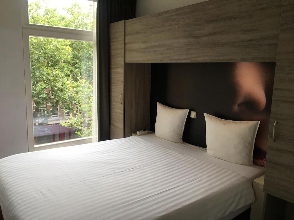 Atlantis Hotel 3*