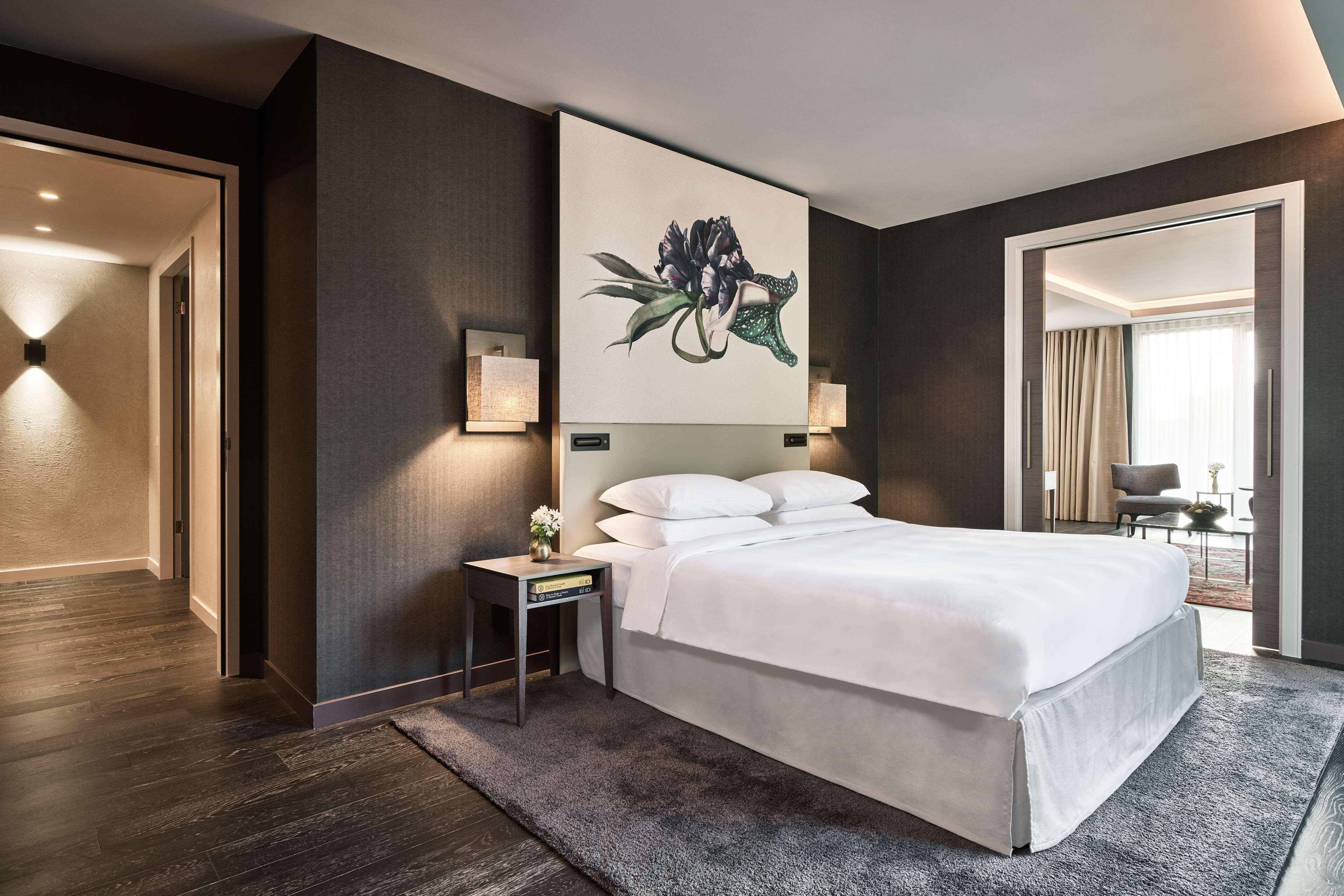 Hyatt Regency 5*