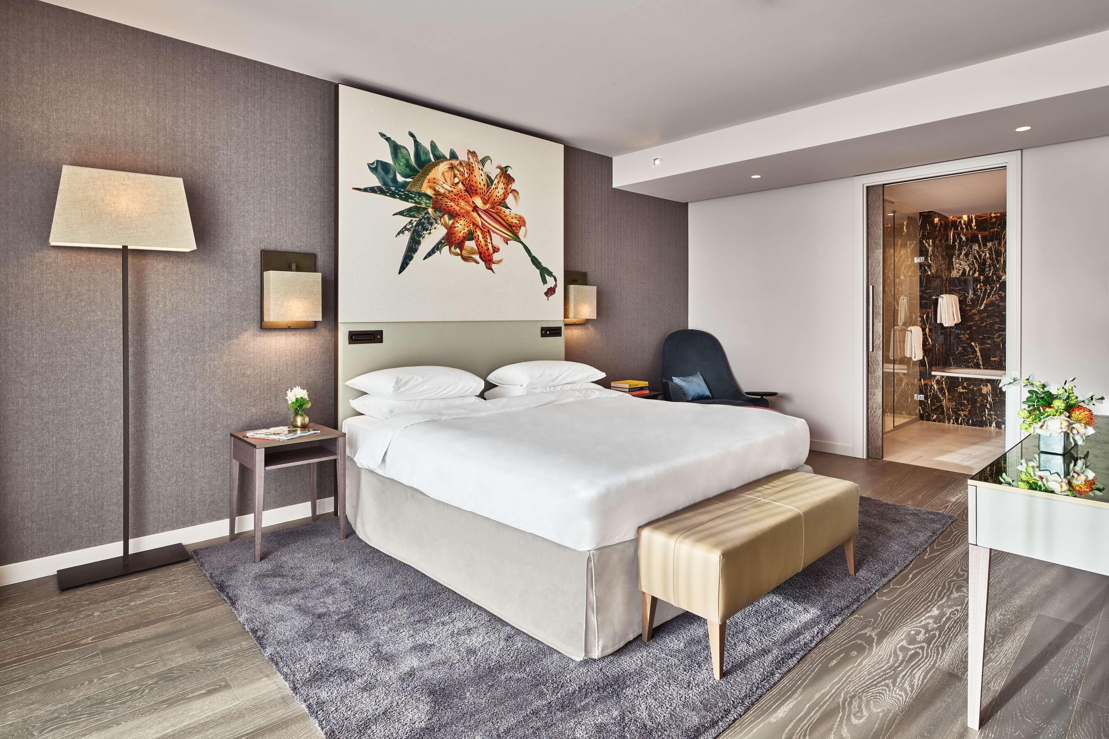 Hyatt Regency 5* Amsterdam