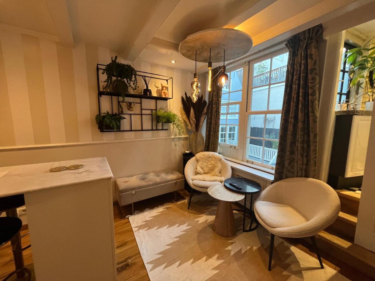 The Enlightened House Luxury * Amsterdam