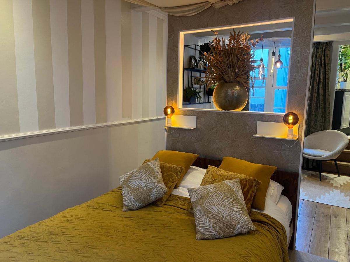 The Enlightened House Luxury * Amsterdam