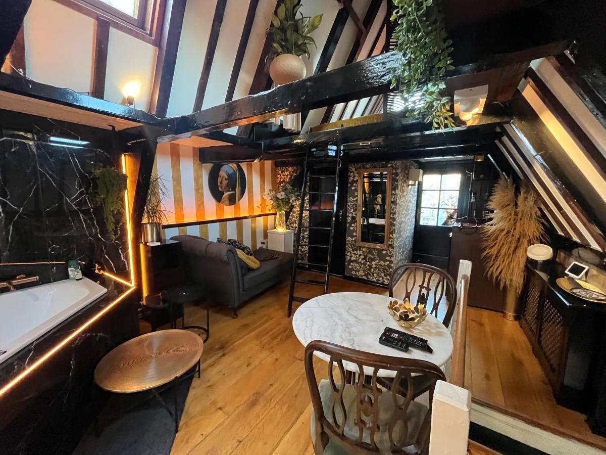 The Enlightened House Luxury * Amsterdam