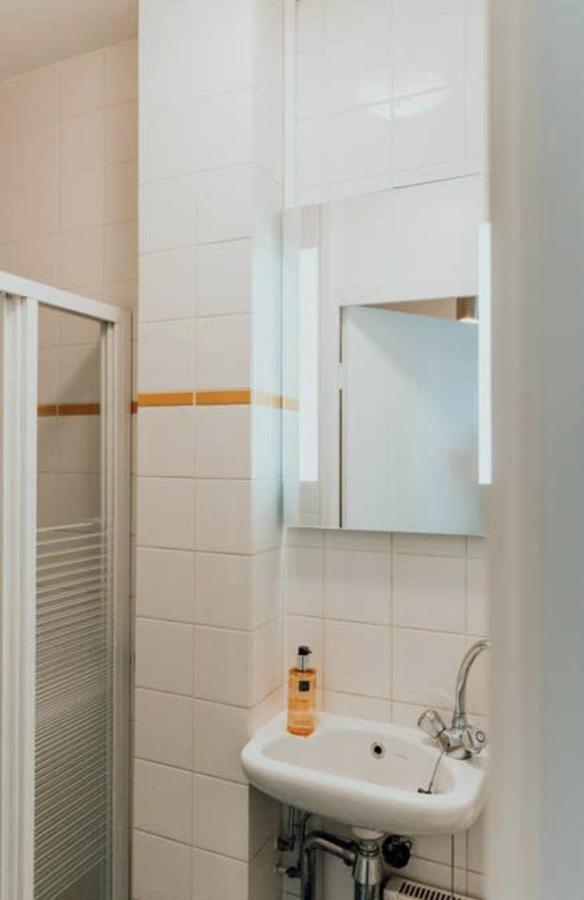 Haarlemmerstraat Bed & Breakfast *
