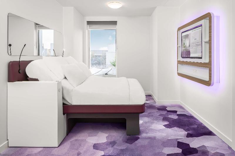 Hotel Yotel 4*