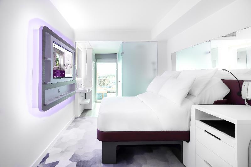 Yotel Hotel 4*