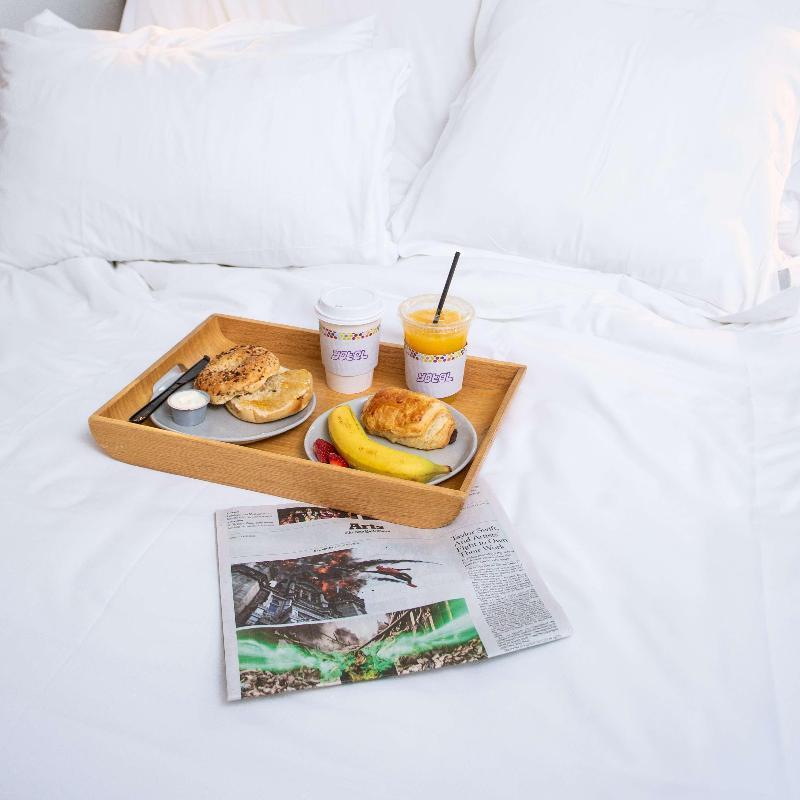 Yotel 4*