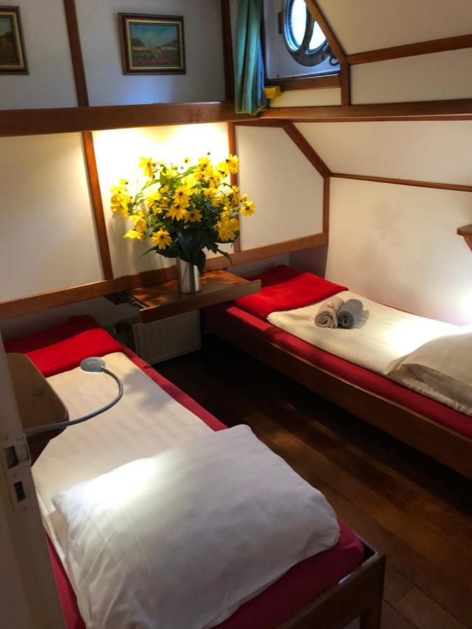 Hotel Hotelboot Zwaan