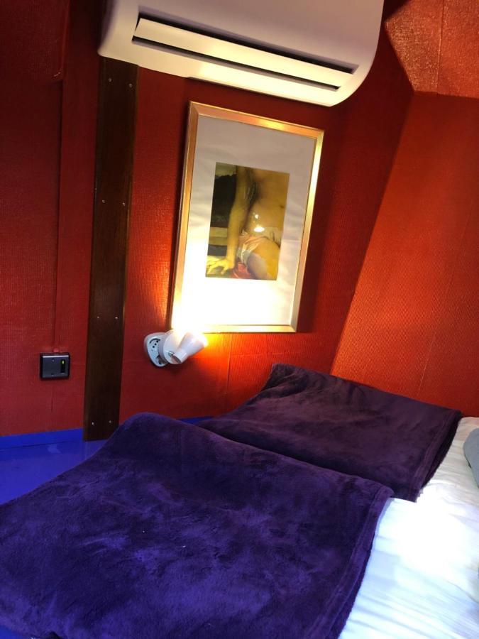 Hotelboot Zwaan Hotel *