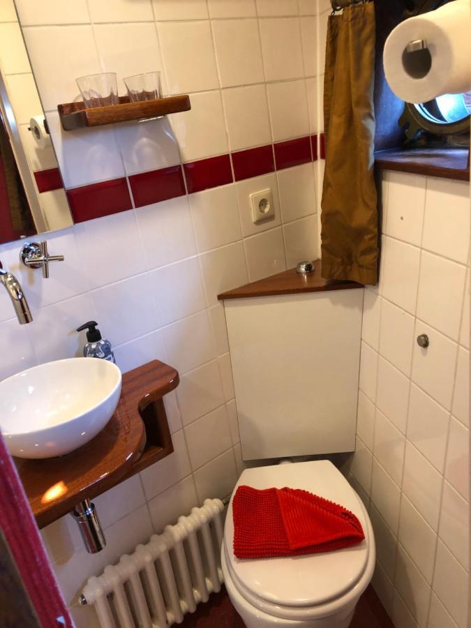 Hotelboot Zwaan