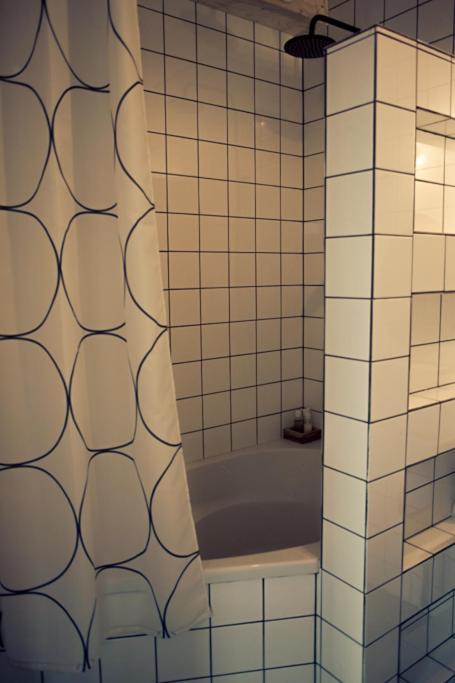 Private Eco Wooden Studio With Bath And Bikes And Garden Gasthof Amsterdam