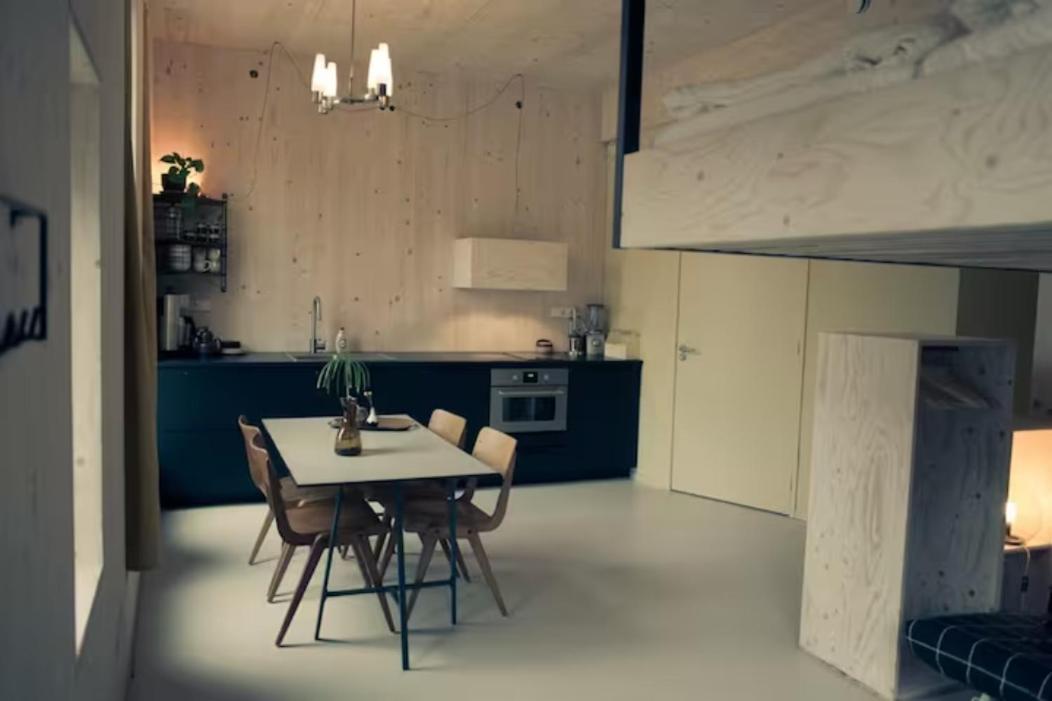 Private Eco Wooden Studio With Bath And Bikes And Garden Gasthof Amsterdam
