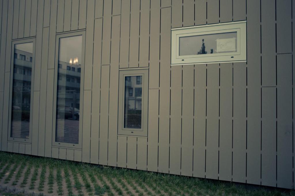 Private Eco Wooden Studio With Bath And Bikes And Garden Gasthof Amsterdam