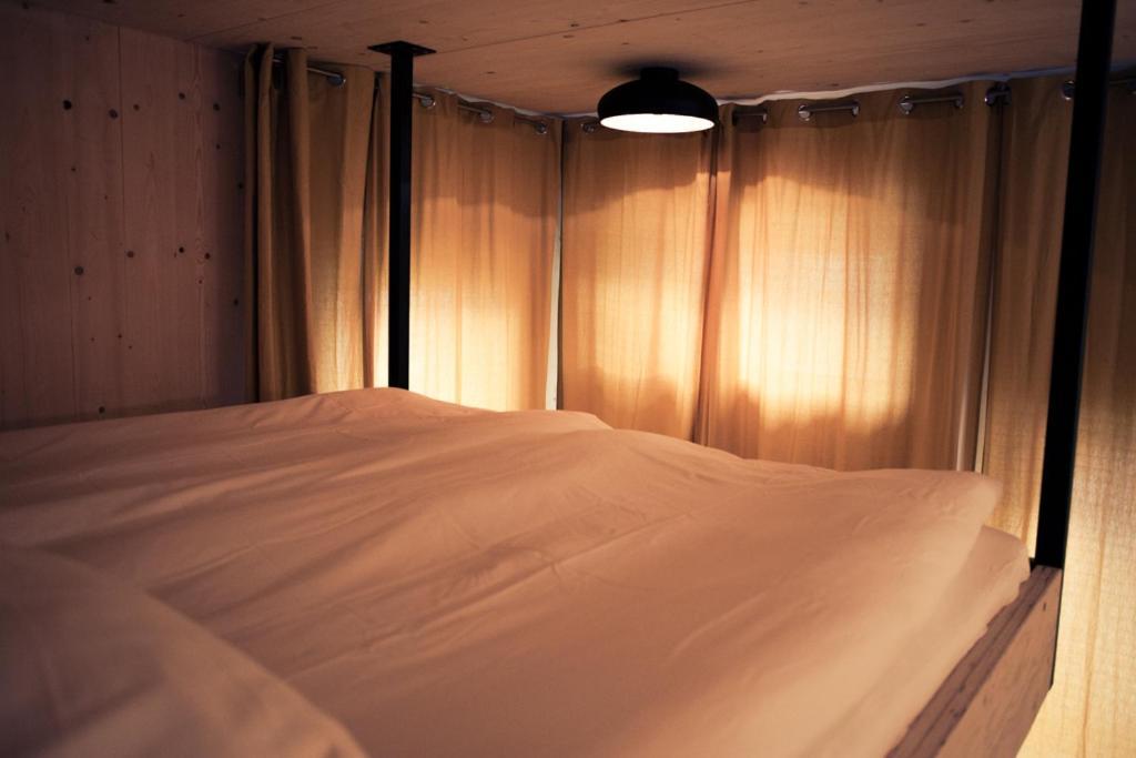 Private Eco Wooden Studio With Bath And Bikes And Garden * Amsterdam