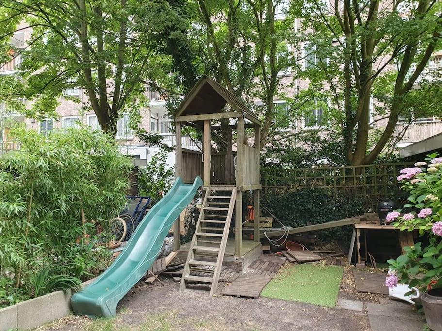 Apartment Met 2 Slaapkamers En Tuin In *