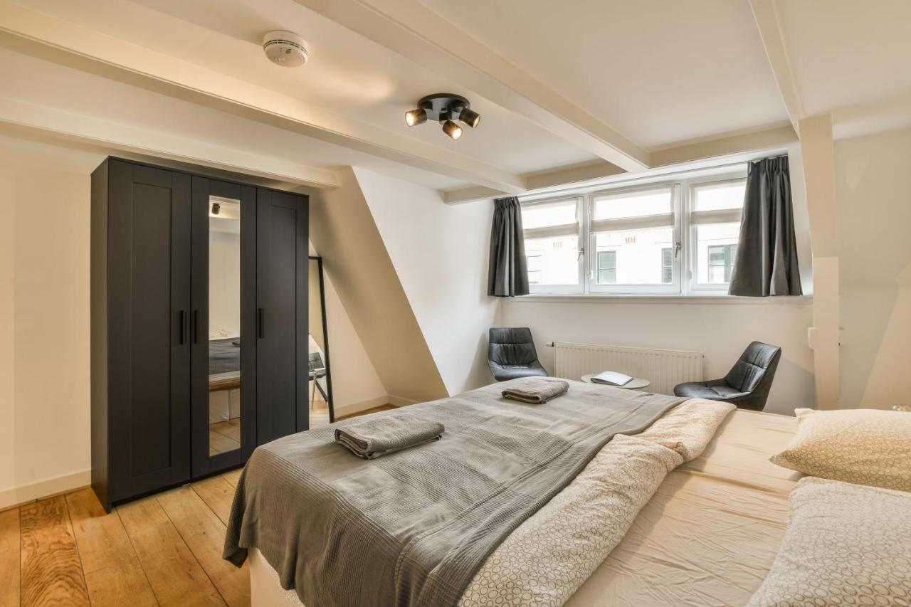 Alley Apartment *