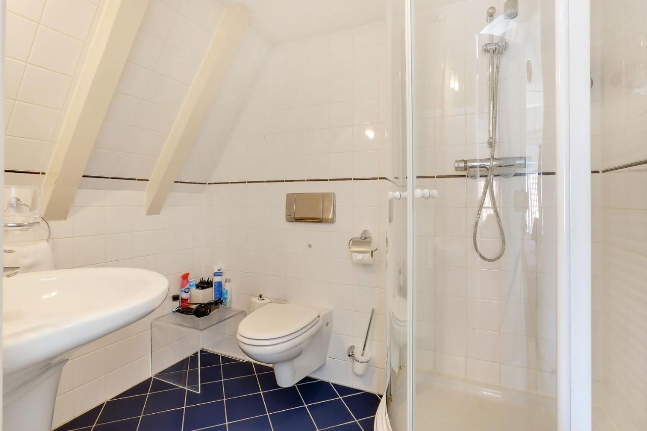 City-centre, Canal-house, Luxurious , Stylish Bedroom, Ensuite Bathroom * Amsterdam