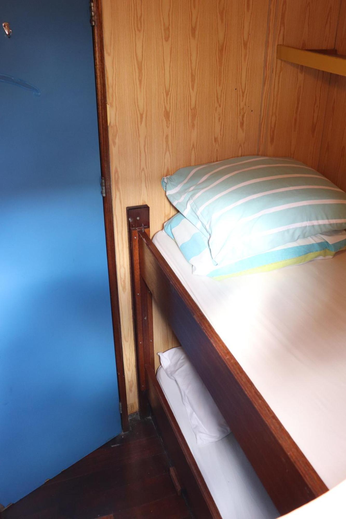 Intersail - Avontuur Hostel *