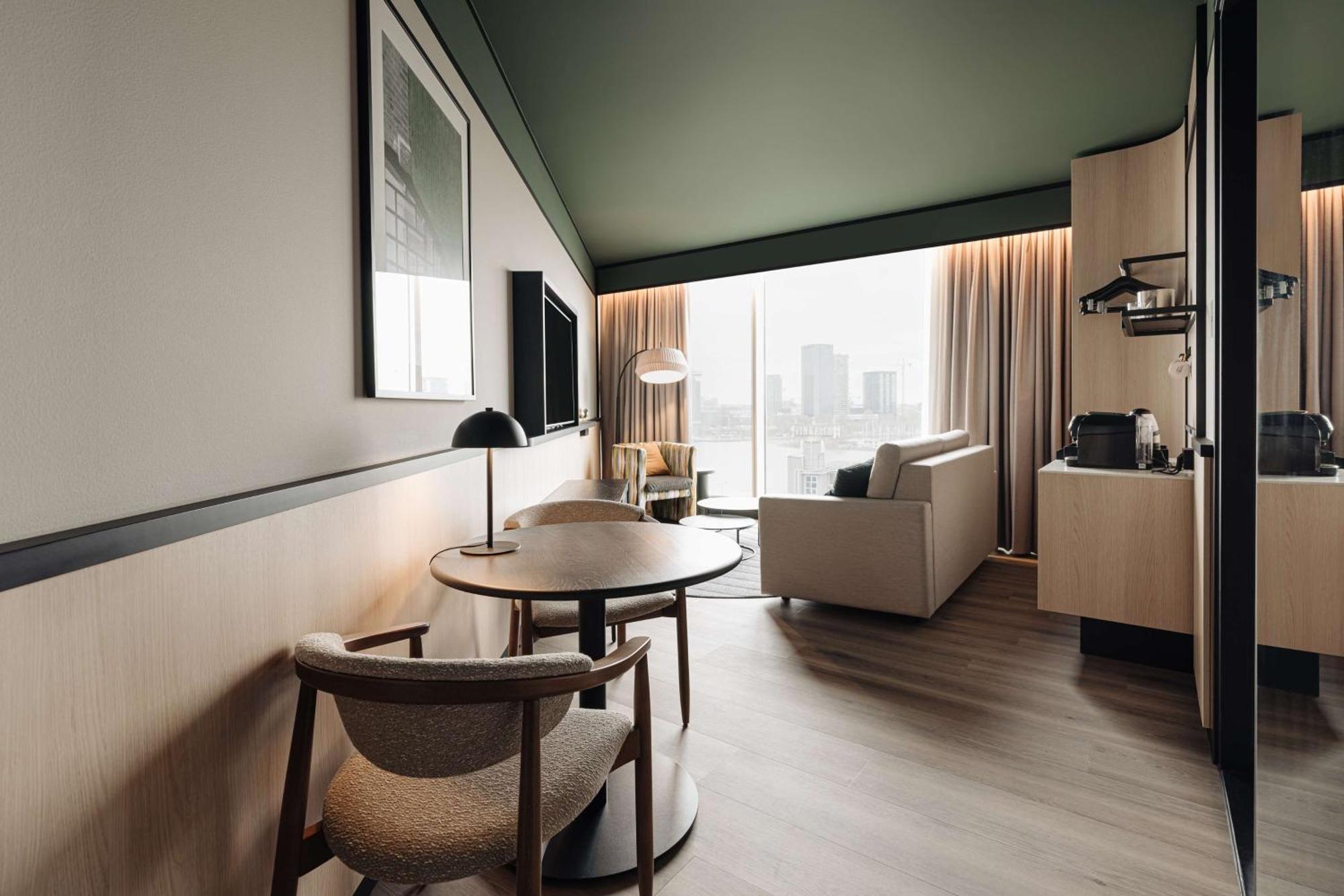 Doubletree By Hilton Centraal Station 4* Amsterdam