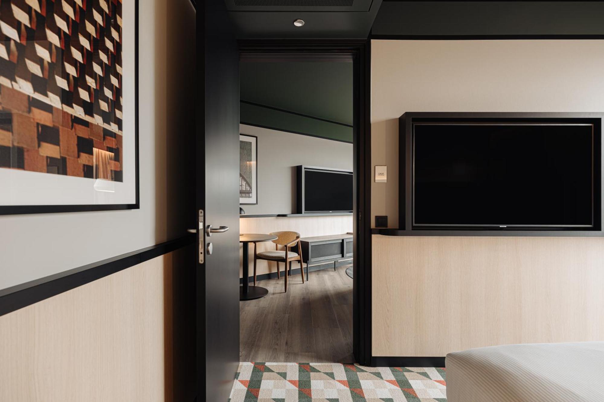 Hotel Doubletree By Hilton Centraal Station 4*