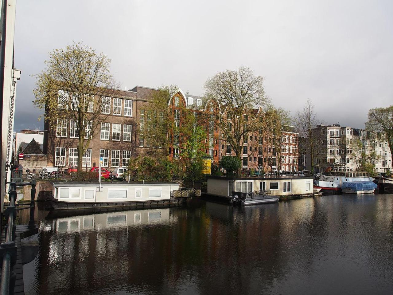 & Quiet Canal Apartment