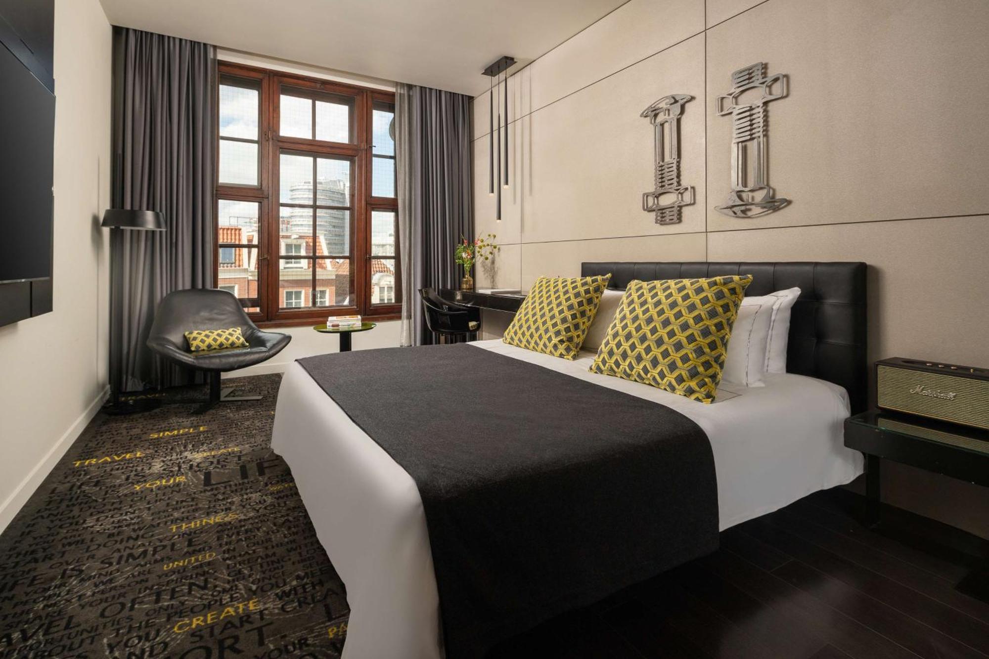 Art'otel Amsterdam, Powered By Radisson Hotel 4*