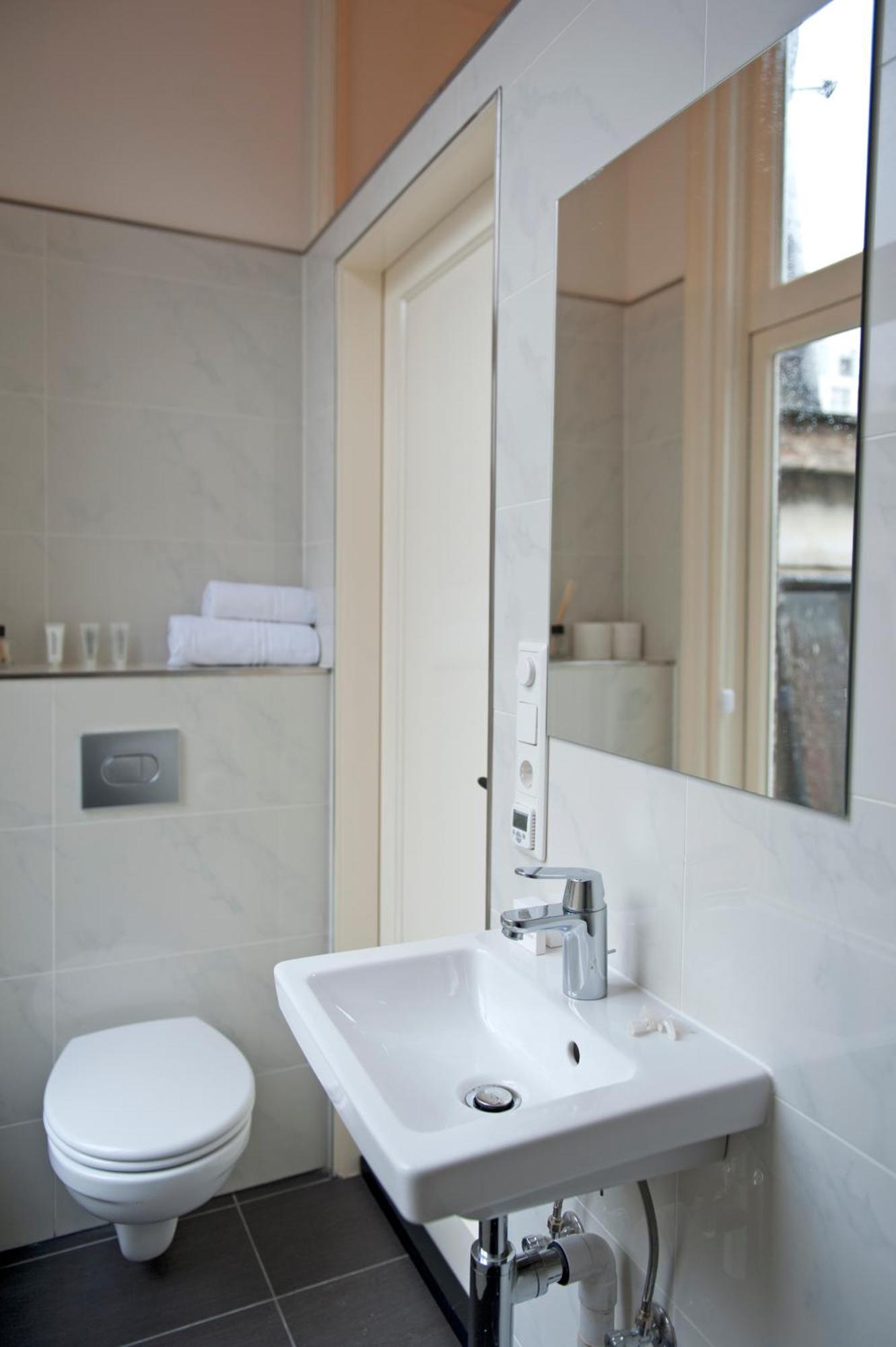 Bitterbal Hotel Amsterdam
