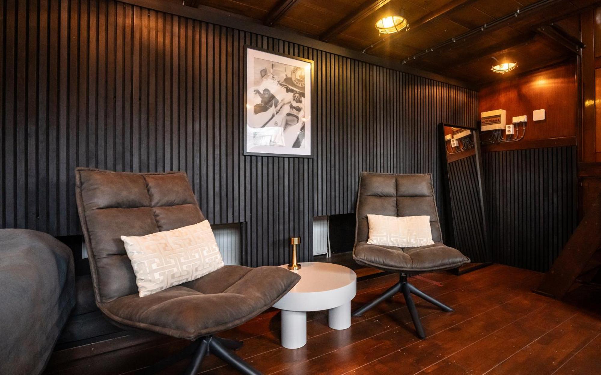 Bed & Breakfast Houseboat-amsterdam-classic Amsterdam