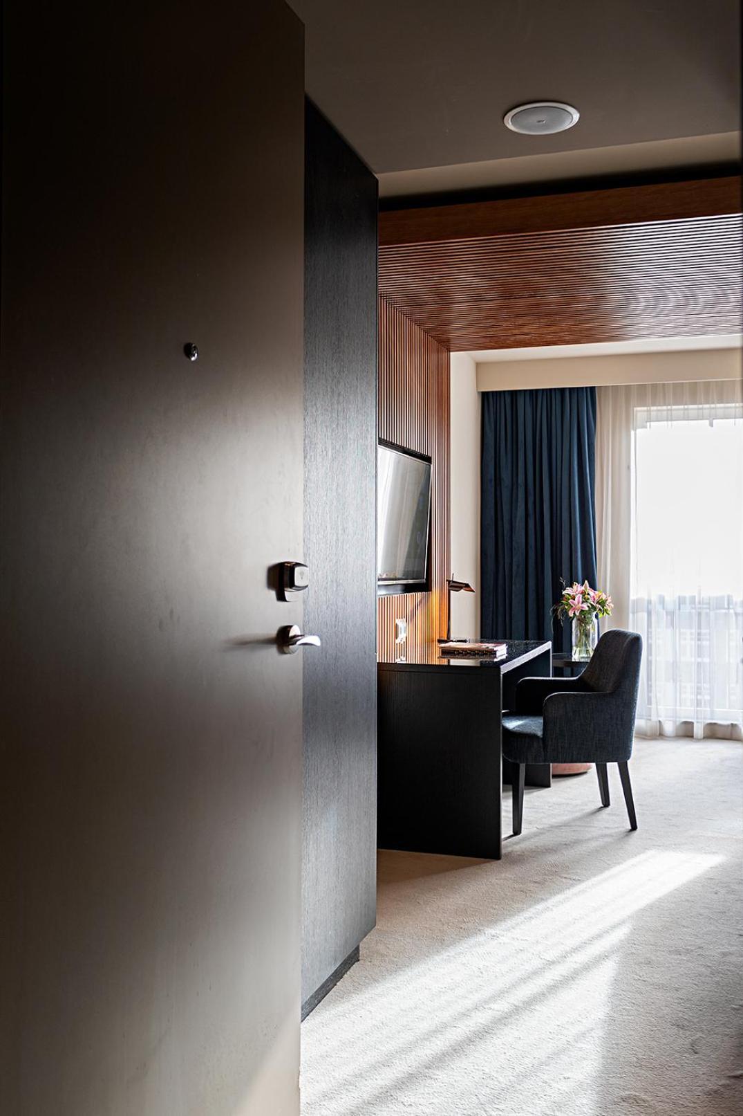 Pestana Riverside Hotel