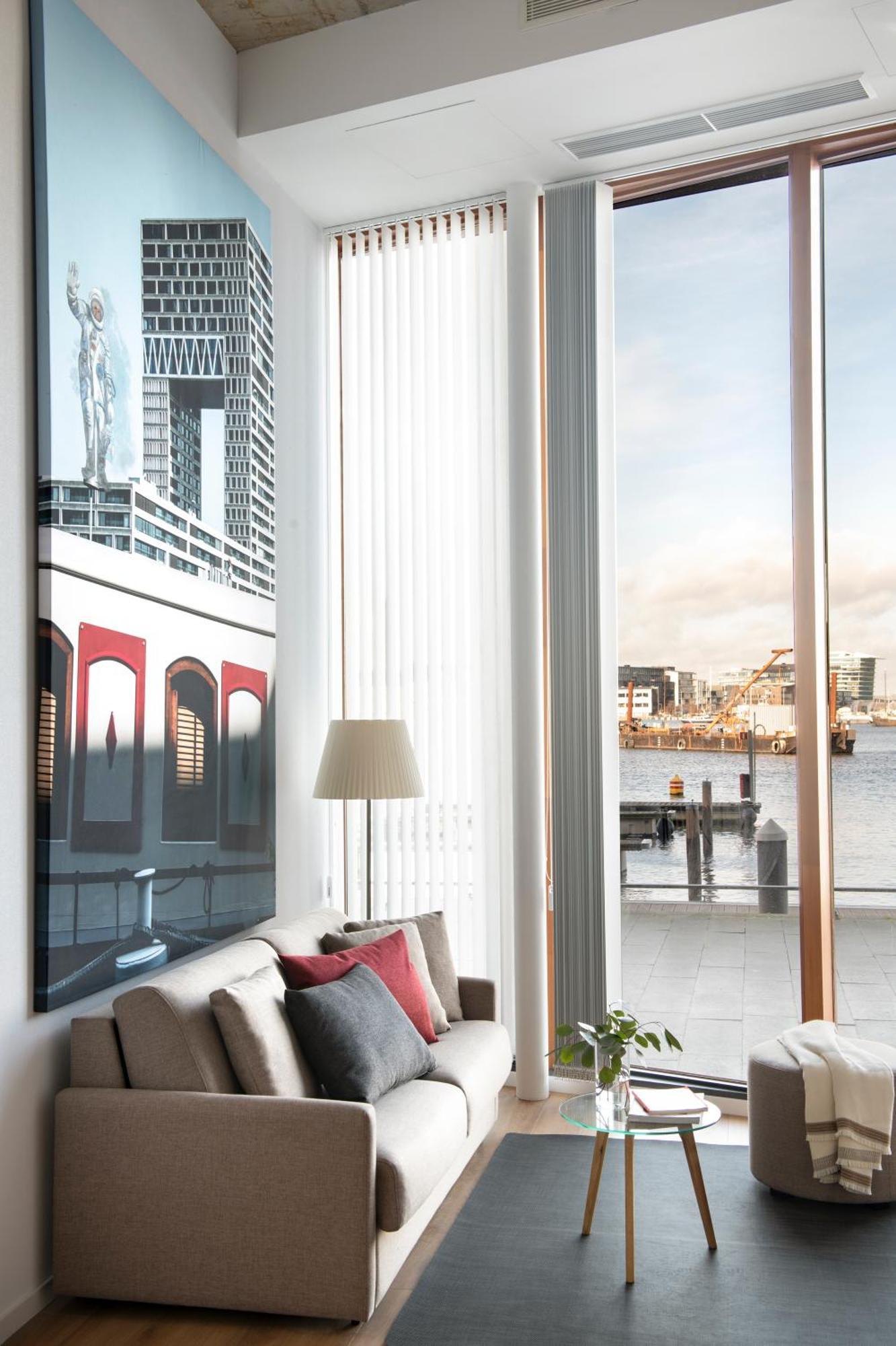 Eric Voekel Boutique - Riverfront Appartement Amsterdam