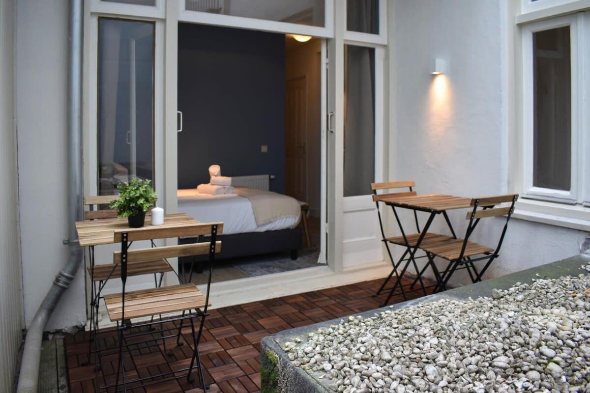 Rembrandtplein House A Bed & Breakfast *