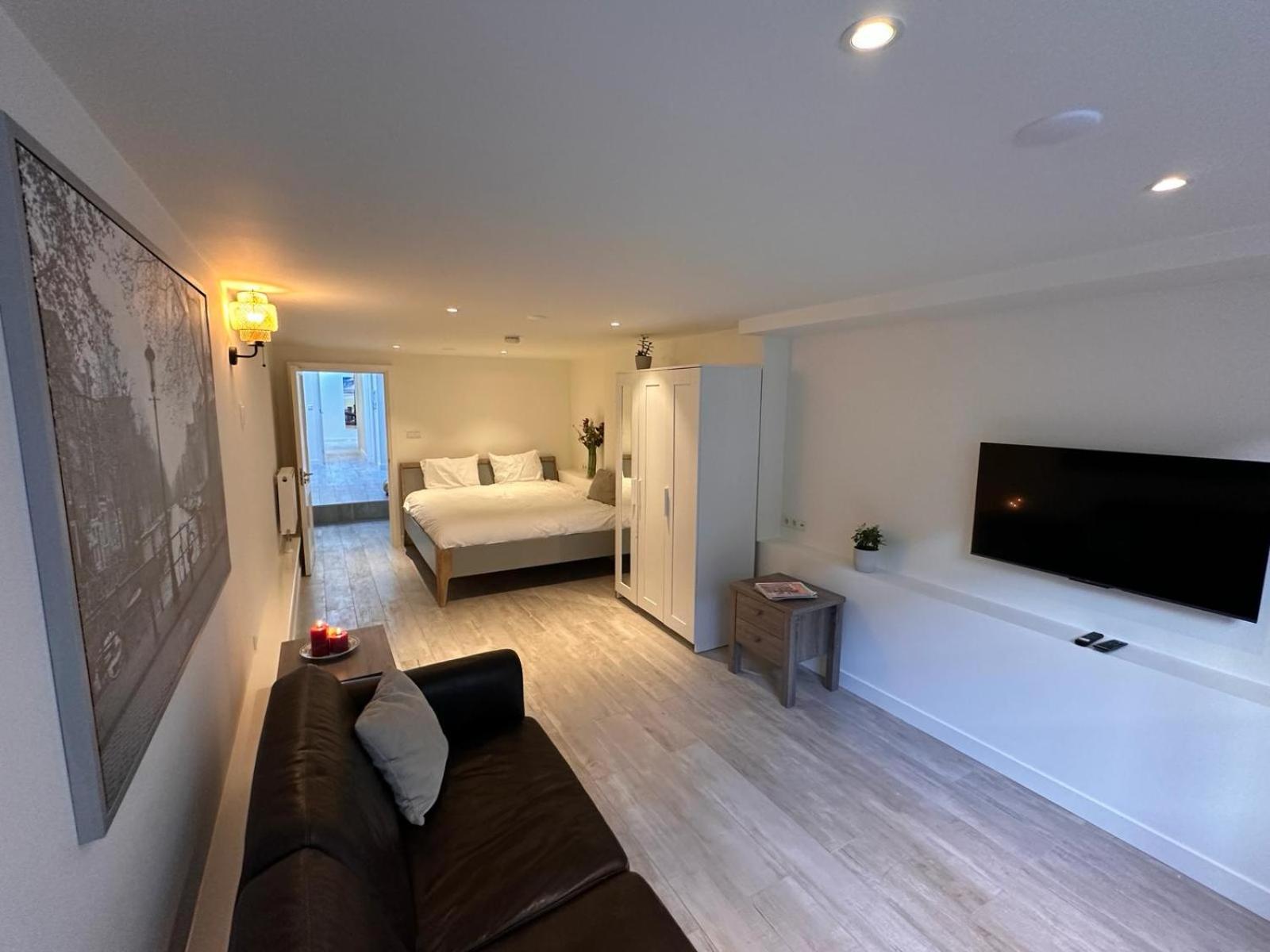 Tulip House Luxury - Location - Rijksmuseum - Leidseplein 120 M2 Private With Kitchen * Amsterdam